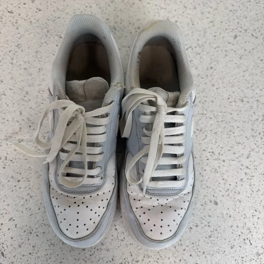 Nike women blue